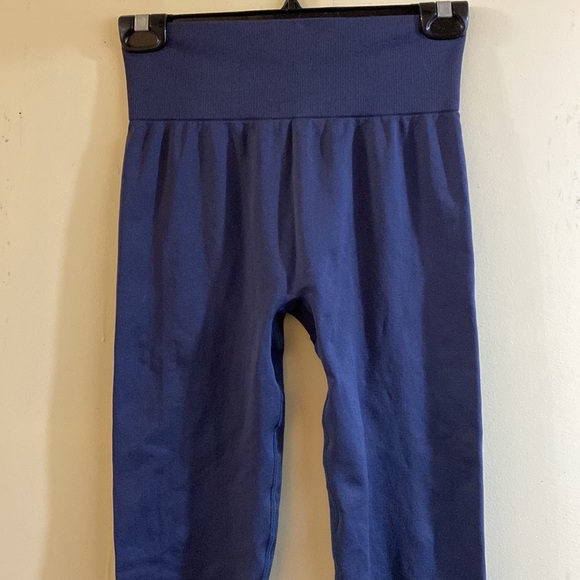 NWOT Knix Seamless Leggings Size M - Picture 4 of 8